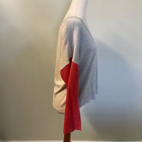 Lilla|P Red and Gray V Neck Sweater - Size L - Picture 7 of 10